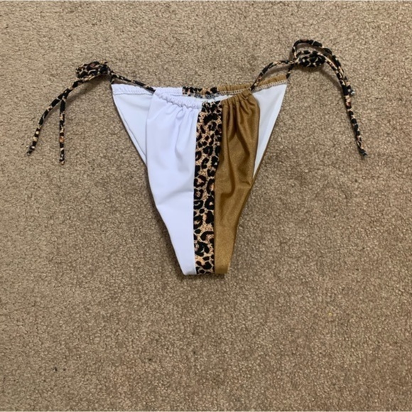 Color block white and leopard bikini top and bottom Size Large - Picture 8 of 12